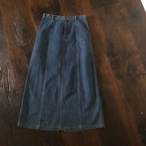Denim skirt